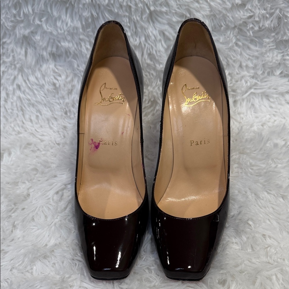 Christian Louboutin Oxblood Patent Leather Heels
Square Toe Size 37.5